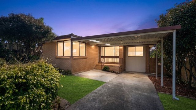 9 Hazel Close, NSW 2749