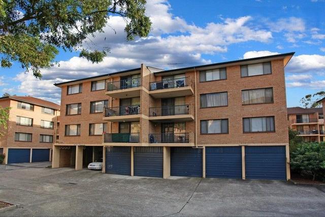 15/7 Griffiths Street, NSW 2148