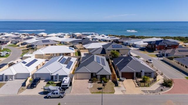 106 Balladonia Parade, WA 6211