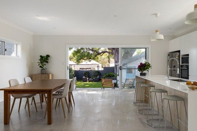 30 Onslow Street, NSW 2193