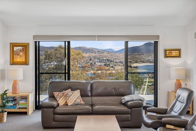 43 Rainbow Drive, NSW 2627