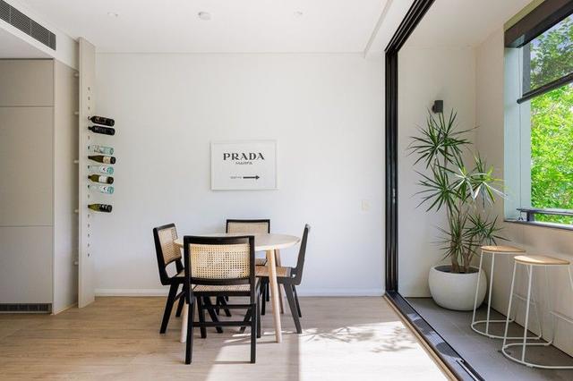 410/2 Neild Avenue, NSW 2010