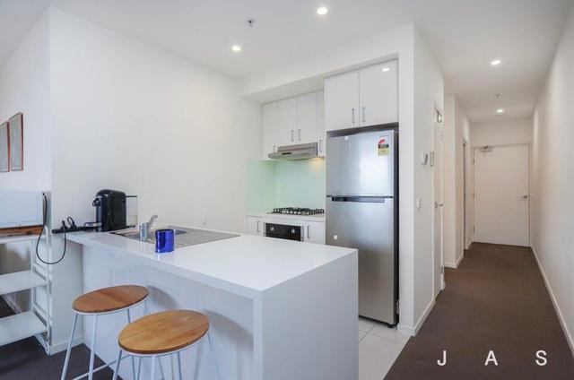 204/30 Ashley Street, VIC 3012