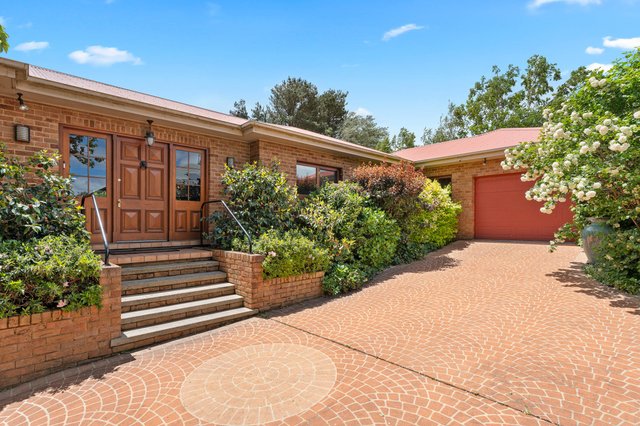 14 Barry Place, NSW 2583