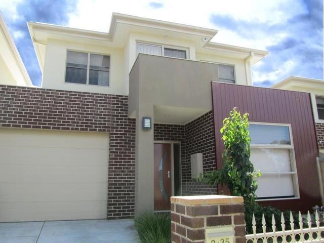 2/35 Angus Drive, VIC 3150