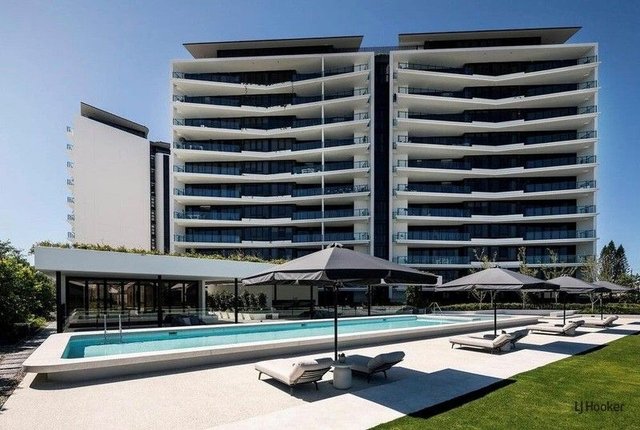 2803/1328 Gold Coast Highway, QLD 4221