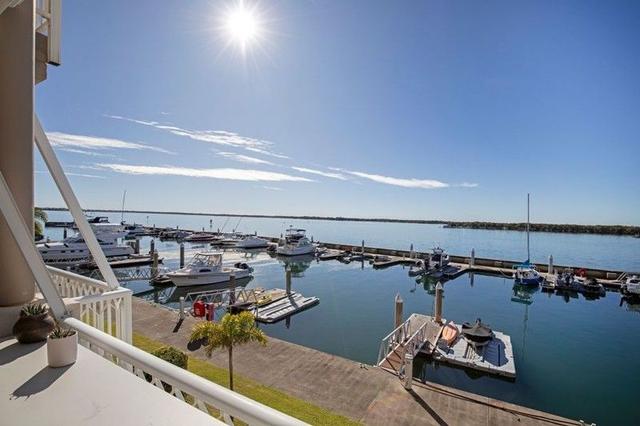 60/3 Marina Crescent, QLD 4216