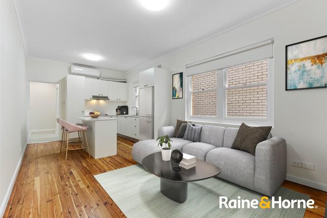 2/9 Hartill-Law Avenue, NSW 2207