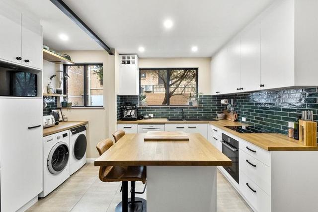 2/54 Keira St, NSW 2500