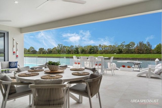 102 Paradise Parade, QLD 4208