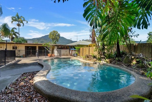 12 Graham Street, QLD 4869