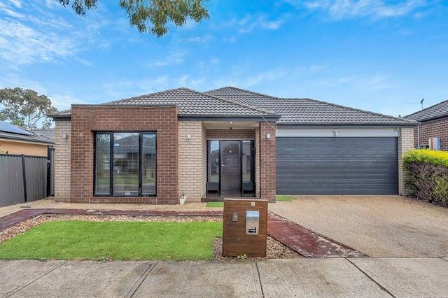 3 Hollows  Court, VIC 3064