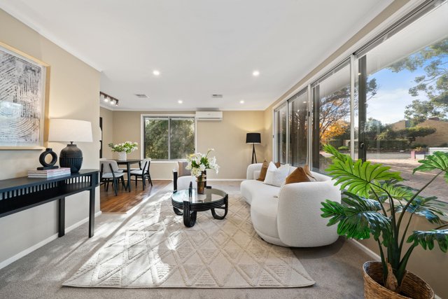 8 Shearer Place, ACT 2902