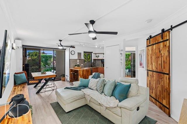 2/5 Fourth Avenue, QLD 4220
