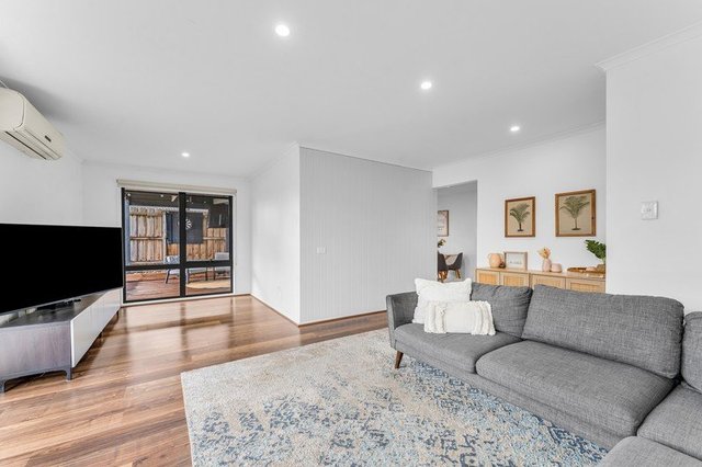 2 Oakden Street, VIC 3912