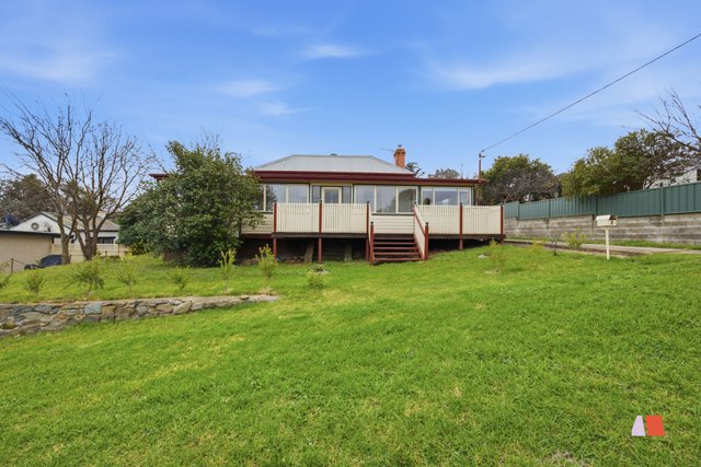 8 Mount Street, NSW 2582