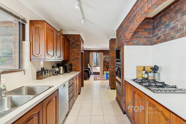 6 Vigors Avenue, WA 6149