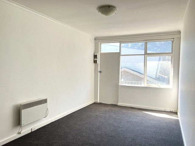 8/4 Fiona Court, VIC 3182