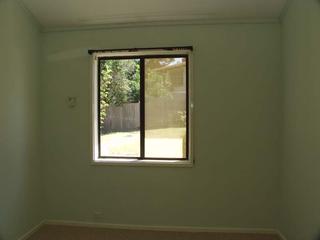 Bed 2 (2005-02-04)