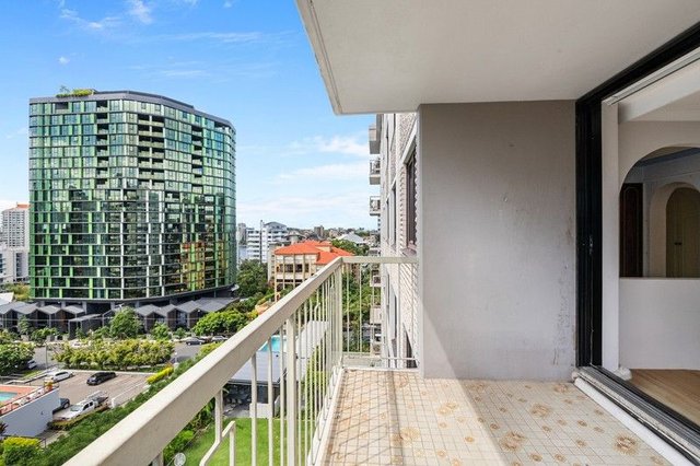 27/83 O'Connell Street, QLD 4169