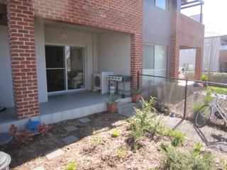 Courtyard (2014-08-07)