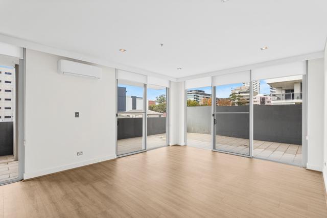 65/2-12 Young Street, NSW 2500