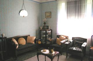 Living (2008-06-24)