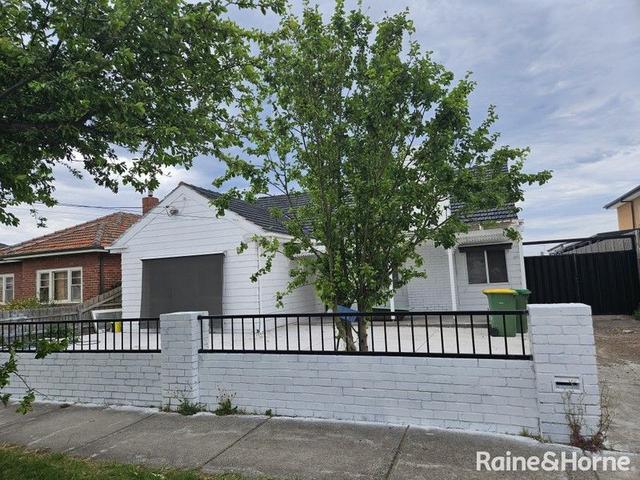 21 Cathcart Street, VIC 3012