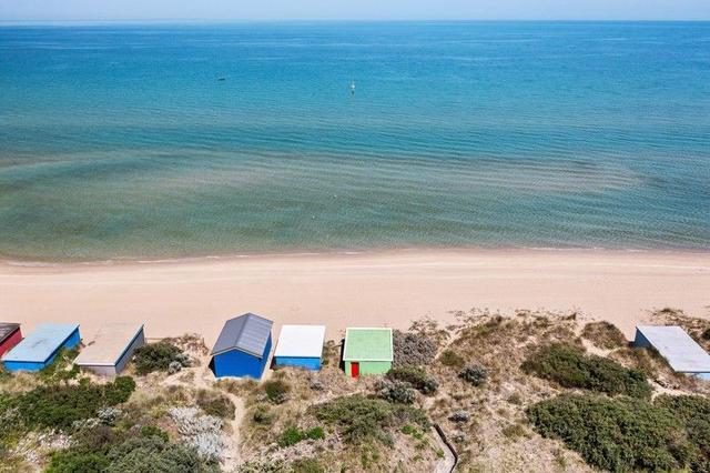 Bathing Box 18 Frankston Foreshore, VIC 3199