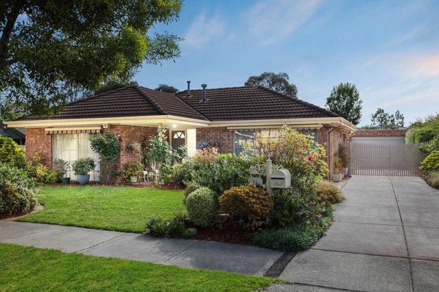 27 Hawksburn Crescent, VIC 3152