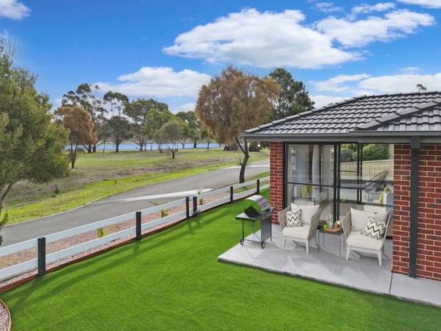 13 Handbury Boulevard, VIC 3300