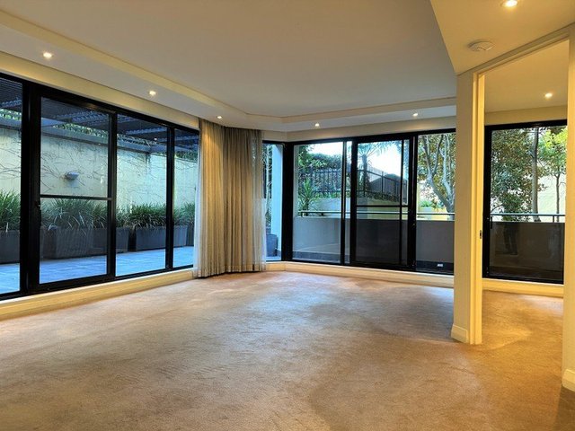 E301/26 Point Street, NSW 2009