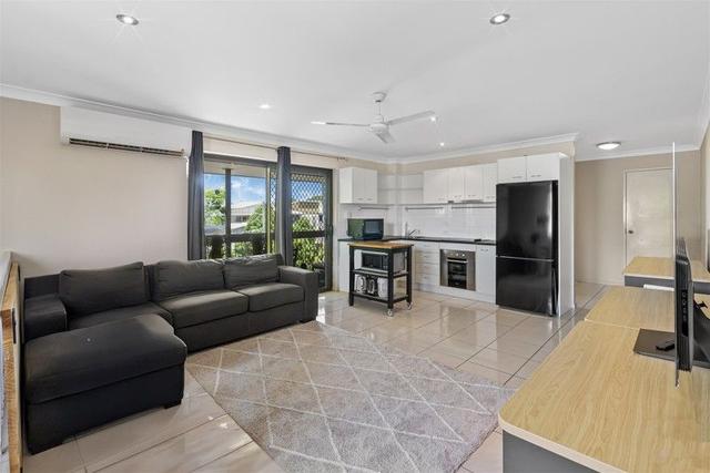 7/12 Rowell St, QLD 4034