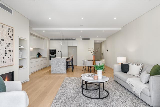24/1 Holmhale Street, NSW 2576