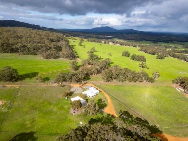 7/215 Porongurup Road, WA 6324
