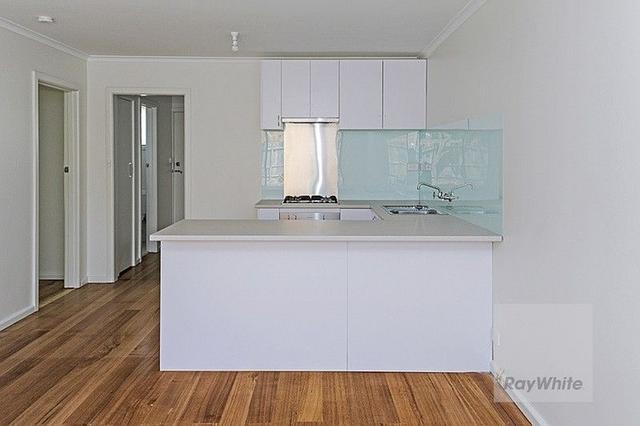 2/18 Powell Street, VIC 3073