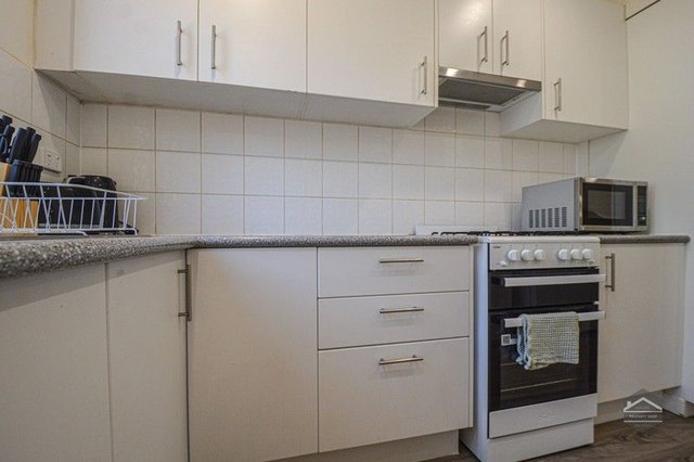 4/2 Catamore Road, WA 6722