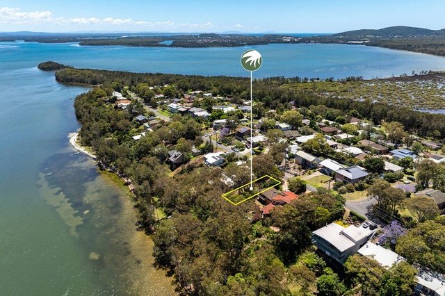 219/39 Green Point  Drive, NSW 2428