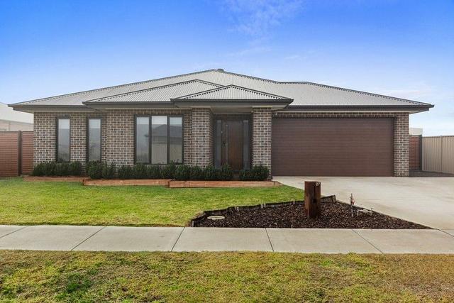 27 Sullivan Drive, VIC 3608