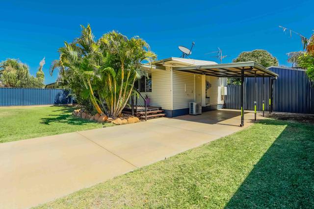 13 Cook Crescent, QLD 4825