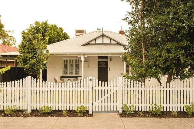 18 Lichfield Street, WA 6100