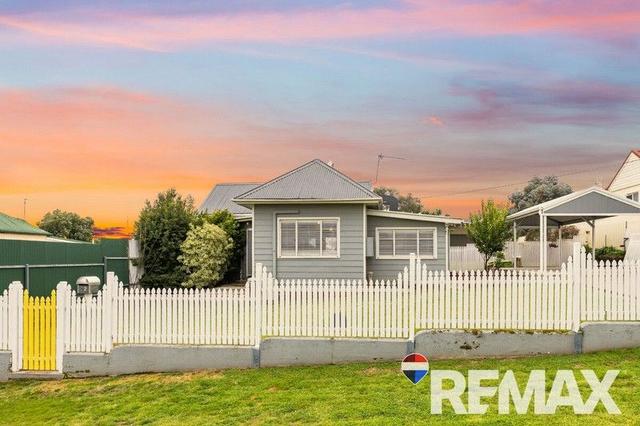 32 Crown Street, NSW 2663
