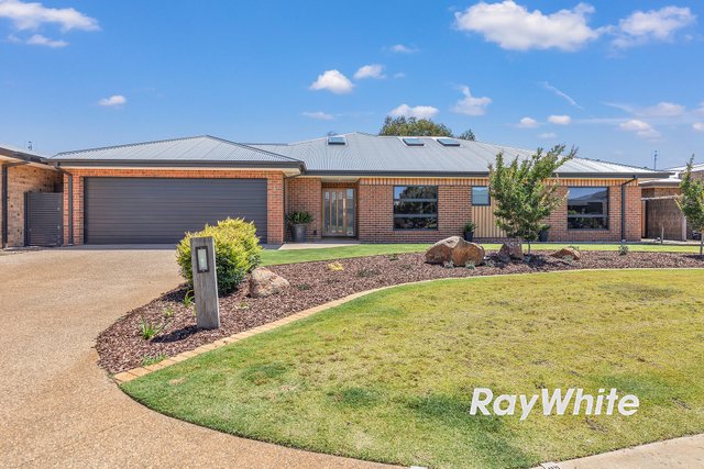5 Fairway View, NSW 2731