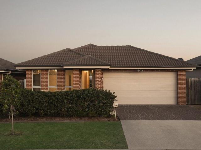 42 Asimus Circuit, NSW 2570