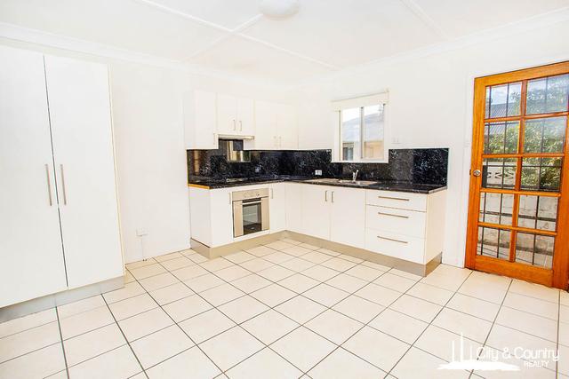49 Opal Street, QLD 4825