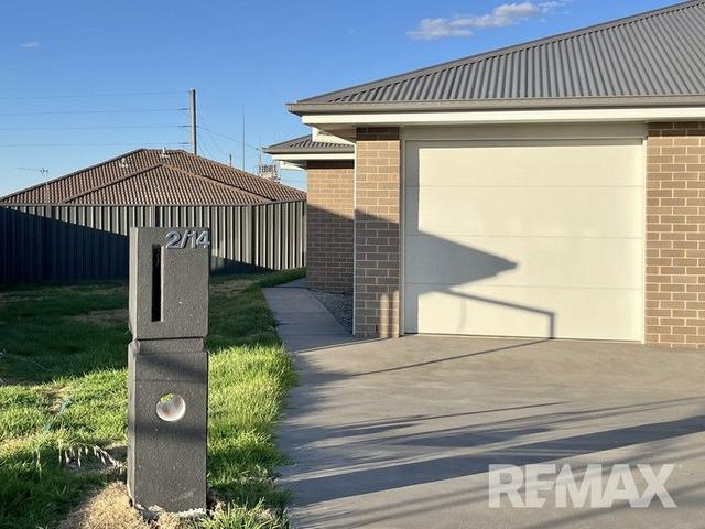 2/14 Flintwood Street, NSW 2651