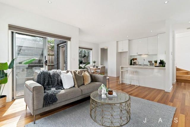2/41 Cowper Street, VIC 3011
