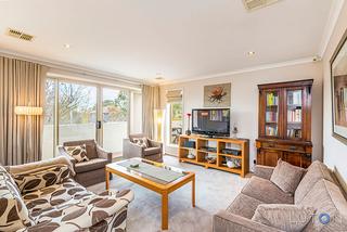 Lounge Room (2015-05-26)
