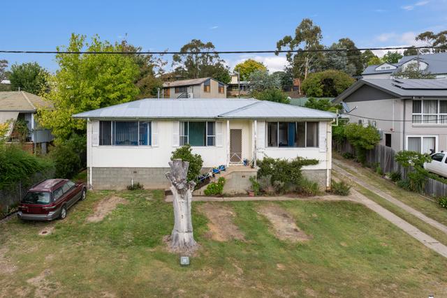 55 Banjo Paterson Crescent, NSW 2627