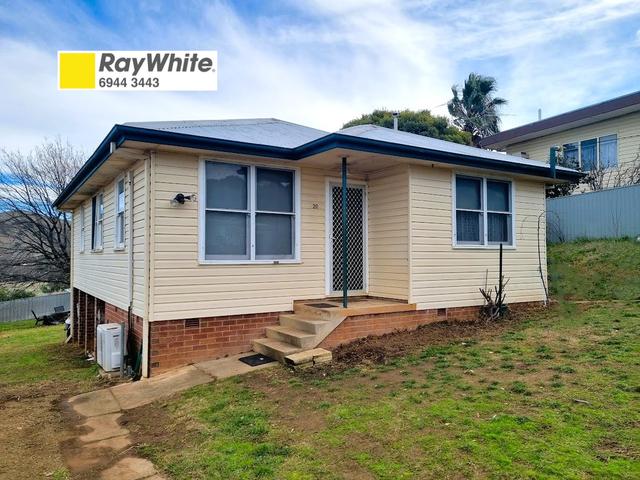 20 Tor Street, NSW 2722
